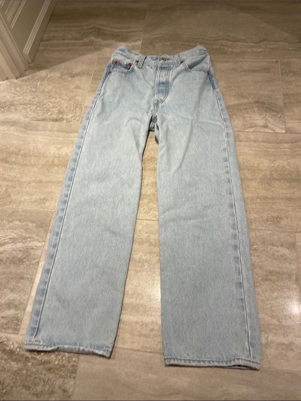 Levi’s Premium Ribcage Straight Ankle Jeans Light Wash Sz 24